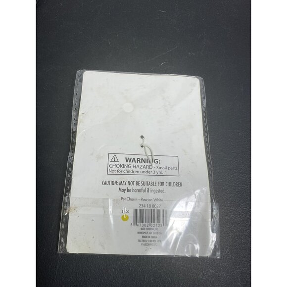 Pet Charm Paw Print Keychain For Pet Collars Or Accessories - Picture 2 of 2